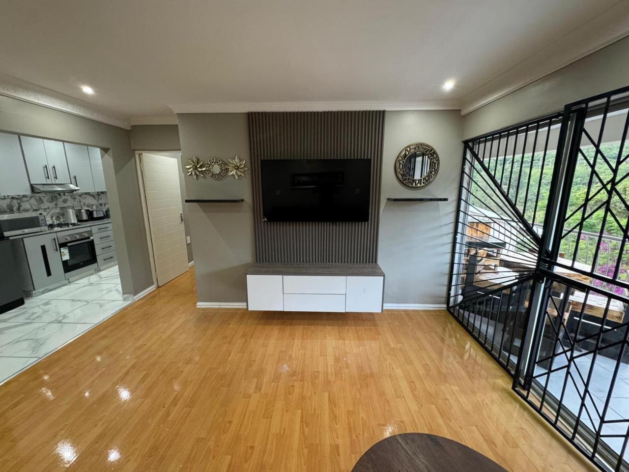 By Mieli Estates , Unit 4 Apartment Durban